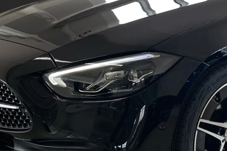Mercedes-Benz C 300 (Clasa C) din 2023 cu 32.783 km - oferta MER243237 - foto 4