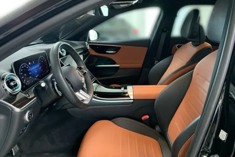 Mercedes-Benz C 300 (Clasa C) din 2023 cu 32.783 km - oferta MER243237 - foto 9