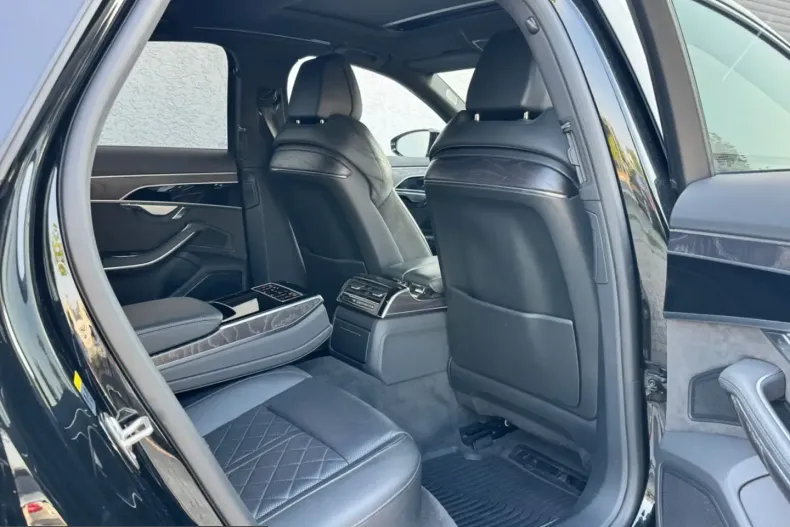 Audi A8 din 2021 cu 105.000 km - oferta AUD243238 - foto 24