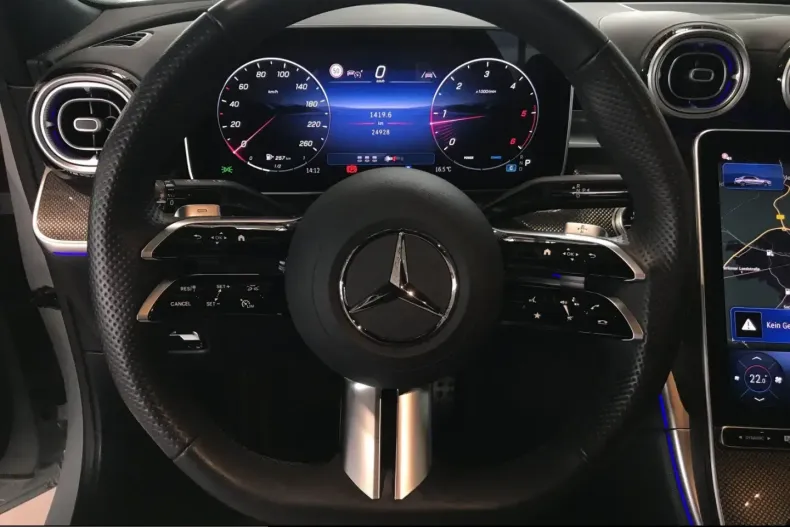 Mercedes-Benz C 300 (Clasa C) din 2025 cu 25.200 km - oferta MER243240 - foto 19