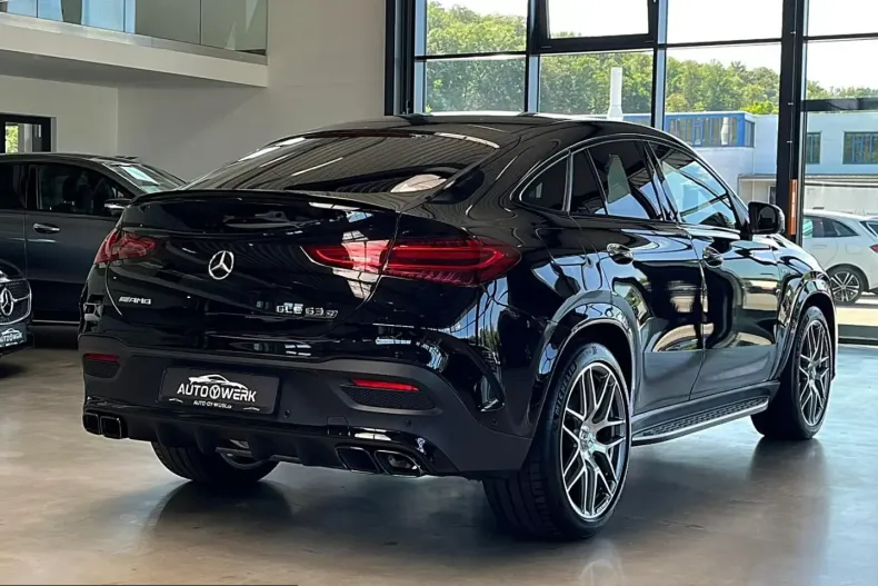 Mercedes-Benz GLE 63 AMG (Clasa GLE) din 2025 cu 15.500 km - oferta MER243244 - foto 6