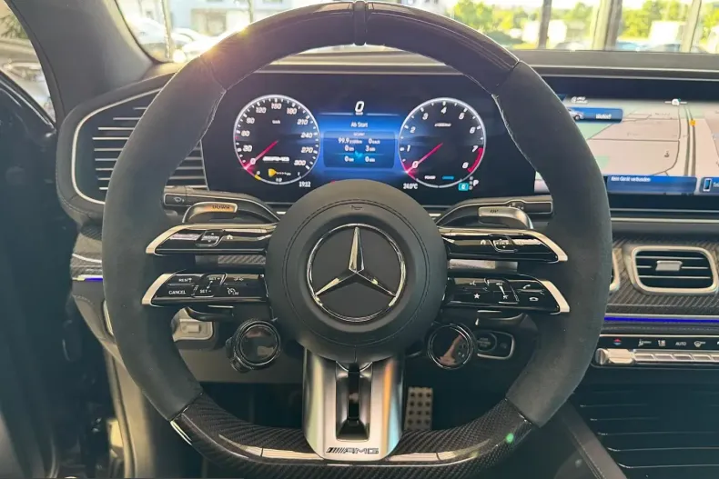 Mercedes-Benz GLE 63 AMG (Clasa GLE) din 2025 cu 15.500 km - oferta MER243244 - foto 13
