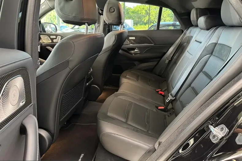 Mercedes-Benz GLE 63 AMG (Clasa GLE) din 2025 cu 15.500 km - oferta MER243244 - foto 19