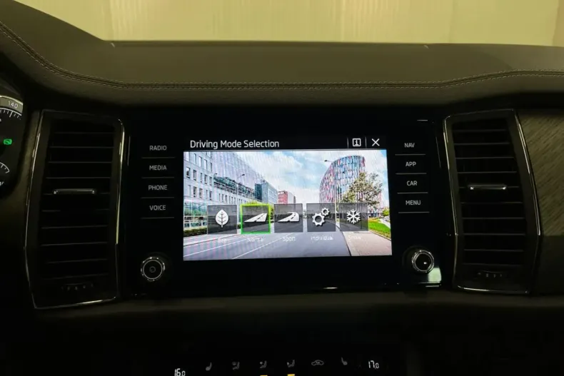 Skoda Kodiaq din 2022 cu 61.500 km - oferta SKO243245 - foto 6