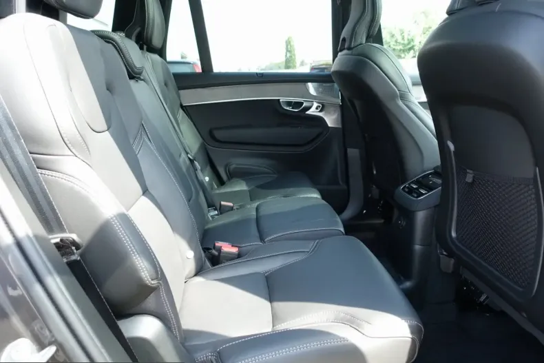 Volvo XC90 din 2025 cu 18.290 km - oferta VOL243248 - foto 11