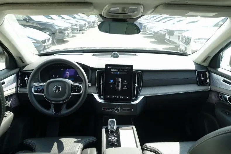 Volvo XC90 din 2025 cu 18.290 km - oferta VOL243248 - foto 20