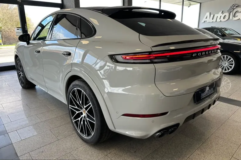 Porsche Cayenne din 2023 cu 48.500 km - oferta POR243255 - foto 9