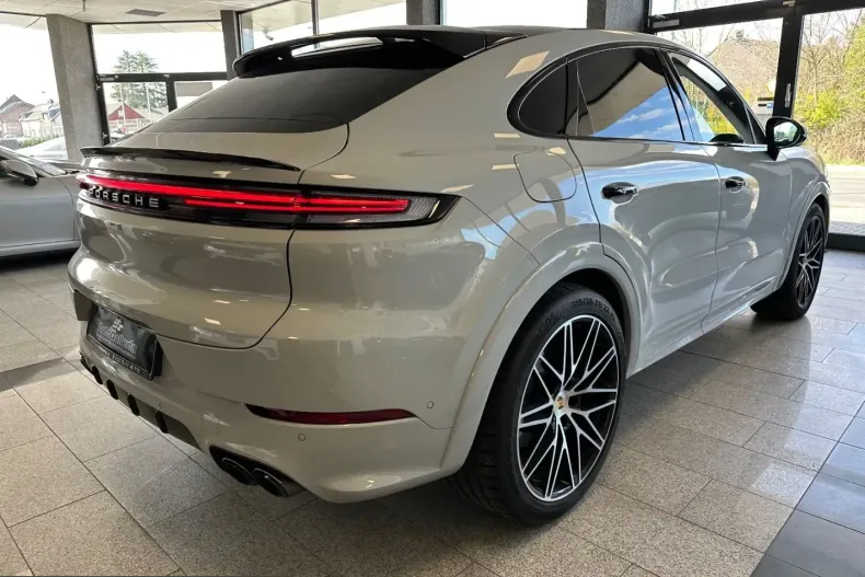 Porsche Cayenne din 2023 cu 48.500 km - oferta POR243255 - foto 11