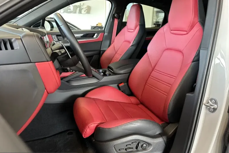 Porsche Cayenne din 2023 cu 48.500 km - oferta POR243255 - foto 16