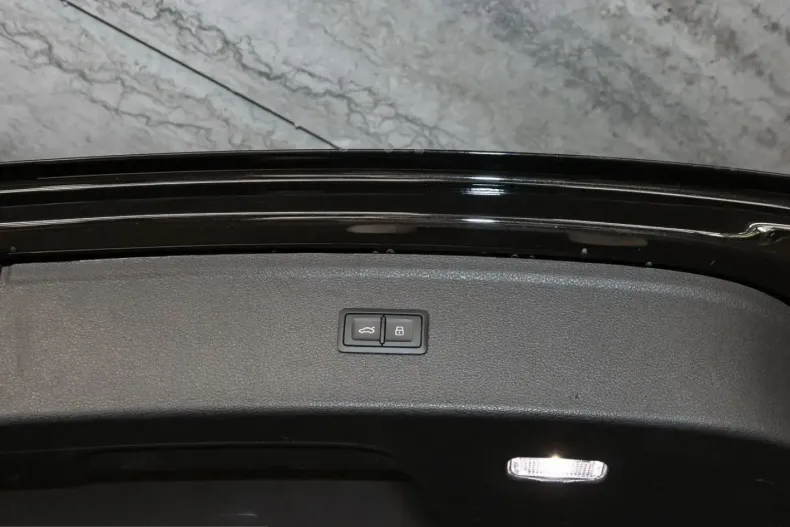 Audi Q5 din 2023 cu 49.724 km - oferta AUD243259 - foto 7