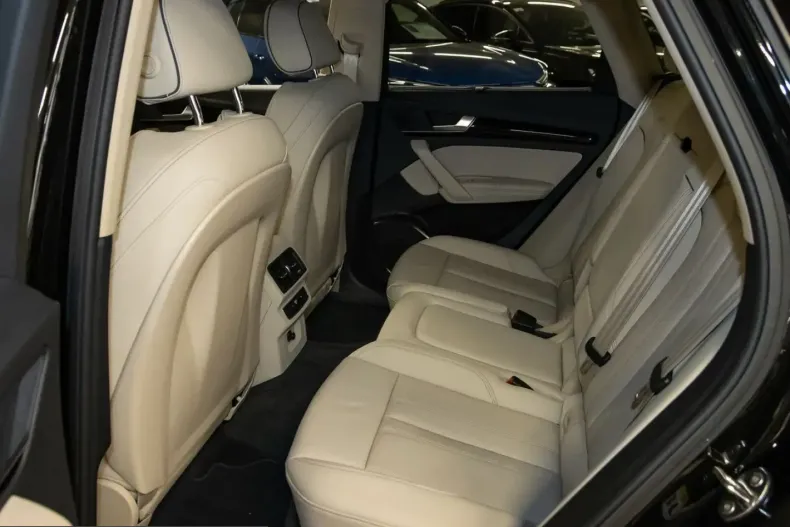 Audi Q5 din 2023 cu 49.724 km - oferta AUD243259 - foto 9