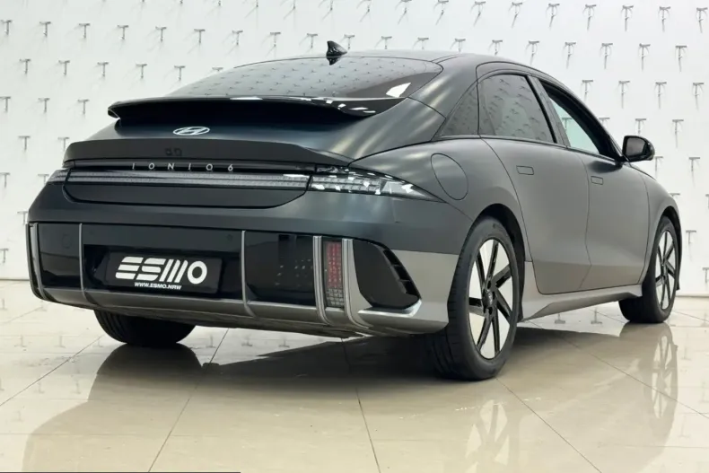 Hyundai IONIQ 6 din 2024 cu 15.270 km - oferta HYU243261 - foto 4