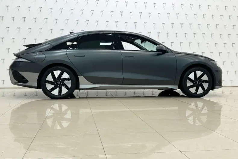 Hyundai IONIQ 6 din 2024 cu 15.270 km - oferta HYU243261 - foto 6