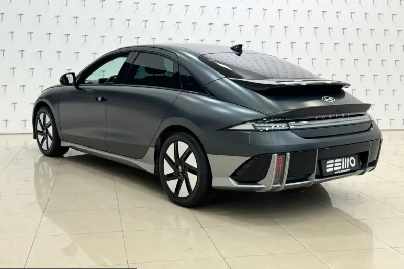Hyundai IONIQ 6 din 2024 cu 15.270 km - oferta HYU243261 - foto 9