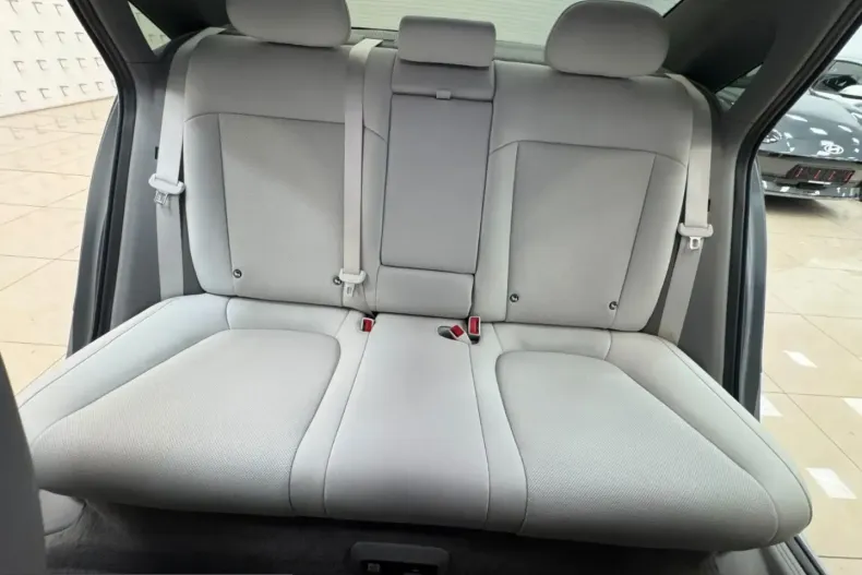 Hyundai IONIQ 6 din 2024 cu 15.270 km - oferta HYU243261 - foto 20