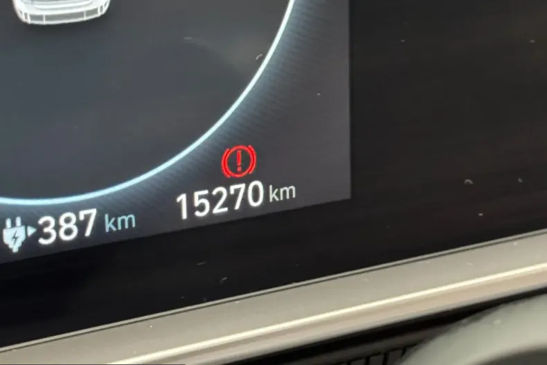 Hyundai IONIQ 6 din 2024 cu 15.270 km - oferta HYU243261 - foto 30