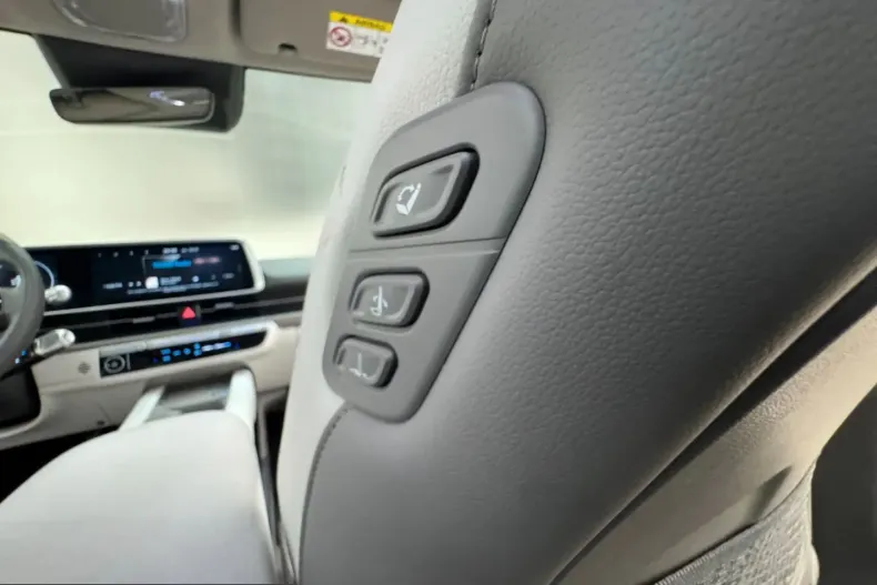 Hyundai IONIQ 6 din 2024 cu 15.270 km - oferta HYU243261 - foto 41