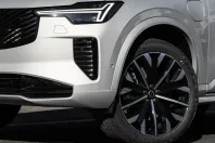 Volvo XC90 din 2025 cu 25.800 km - oferta VOL243264 - foto 5