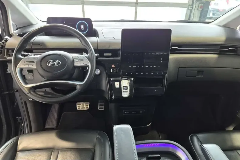 Hyundai Staria din 2023 cu 24.715 km - oferta HYU243267 - foto 8