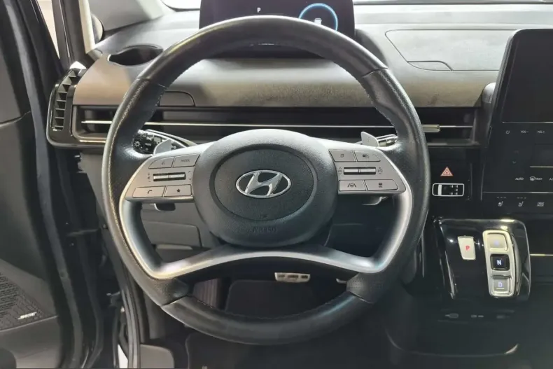 Hyundai Staria din 2023 cu 24.715 km - oferta HYU243267 - foto 9