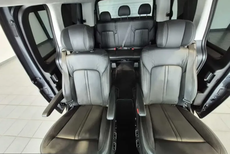 Hyundai Staria din 2023 cu 24.715 km - oferta HYU243267 - foto 13