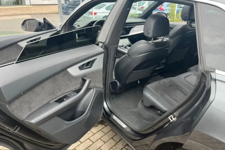 Audi Q8 din 2022 cu 67.500 km - oferta AUD243269 - foto 17