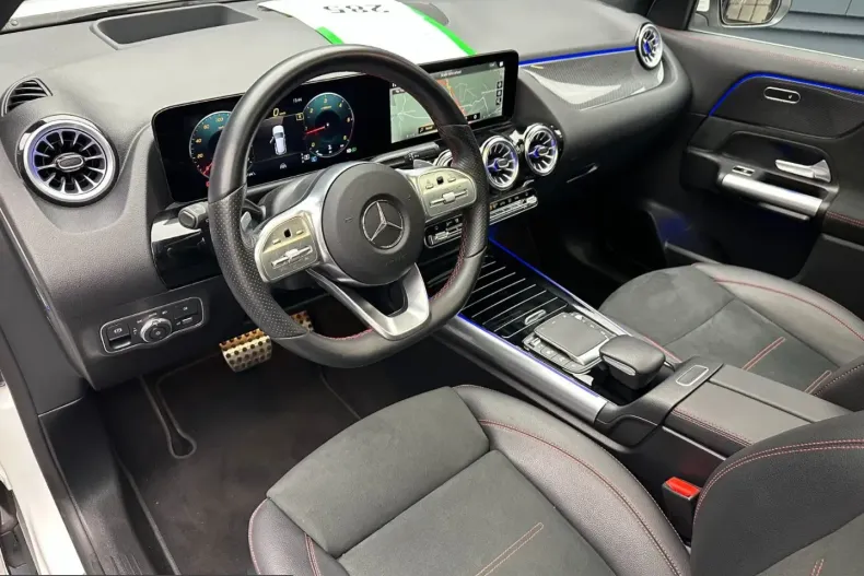 Mercedes-Benz GLA 200 (Clasa GLA) din 2023 cu 39.000 km - oferta MER243274 - foto 15
