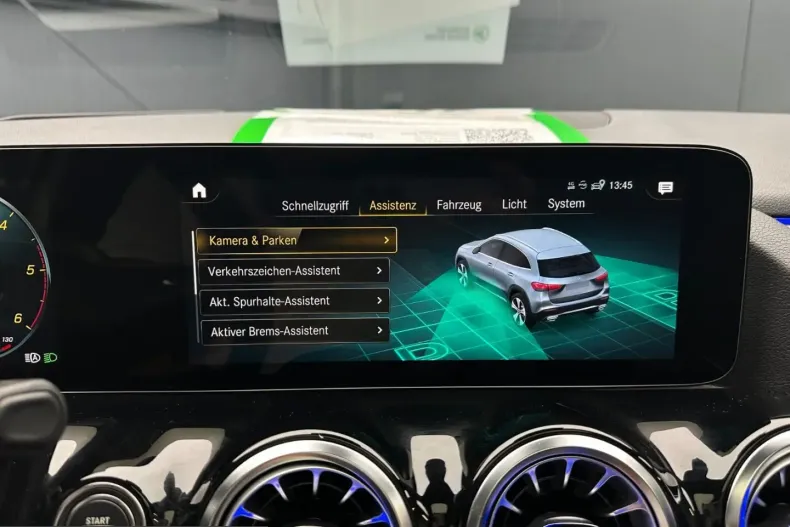 Mercedes-Benz GLA 200 (Clasa GLA) din 2023 cu 39.000 km - oferta MER243274 - foto 25