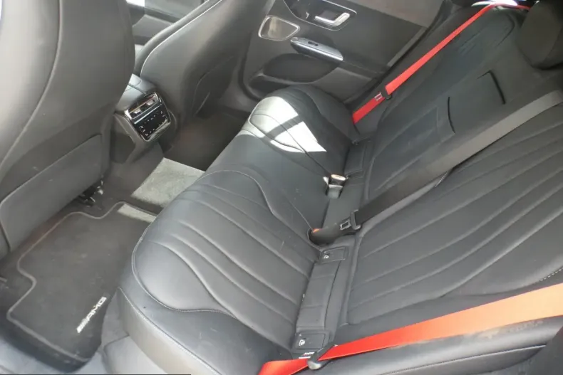 Mercedes-Benz EQE (Clasa E) din 2023 cu 55.000 km - oferta MER243286 - foto 7