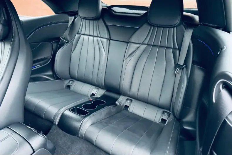 Mercedes-Benz CLE 300 (Clasa CLE) din 2024 cu 34.200 km - oferta MER243287 - foto 15