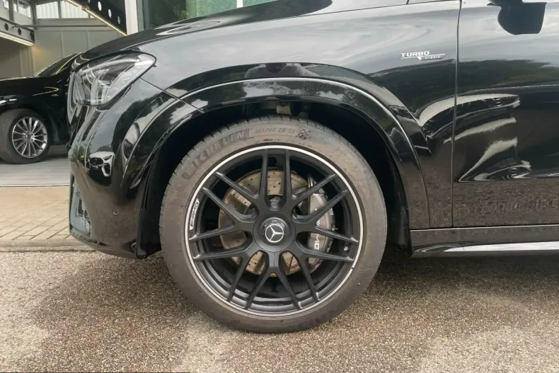 Mercedes-Benz GLE 53 AMG (Clasa GLE) din 2024 cu 18.250 km - oferta MER243288 - foto 3