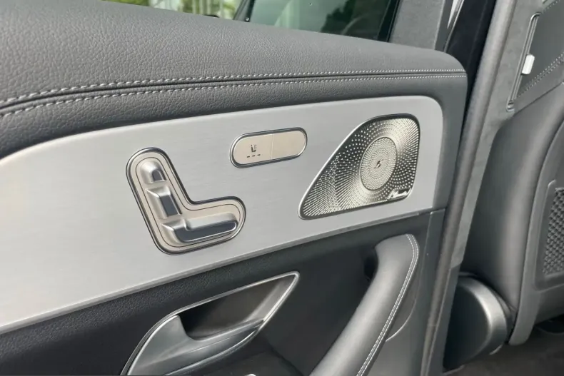 Mercedes-Benz GLE 53 AMG (Clasa GLE) din 2024 cu 18.250 km - oferta MER243288 - foto 9