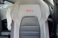 Volkswagen Golf din 2024 cu 32.445 km - oferta VOL243292 - foto 8
