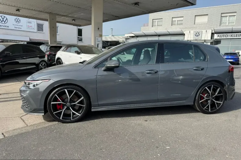 Volkswagen Golf din 2024 cu 32.445 km - oferta VOL243292 - foto 17