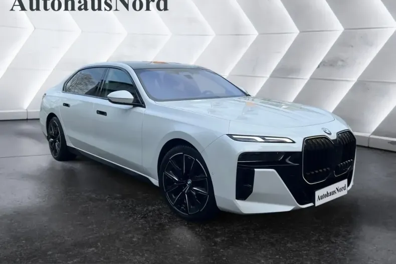 BMW 740 (Seria 7) din 2025 cu 6.118 km - oferta BMW243293 - foto 5