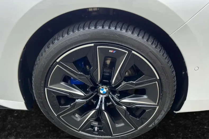 BMW 740 (Seria 7) din 2025 cu 6.118 km - oferta BMW243293 - foto 30