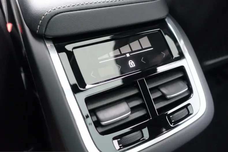 Volvo XC60 din 2025 cu 26.950 km - oferta VOL243295 - foto 19