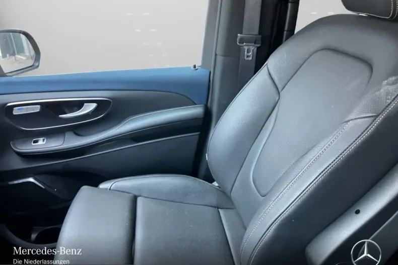Mercedes-Benz EQV (Clasa V) din 2024 cu 37.390 km - oferta MER243296 - foto 9