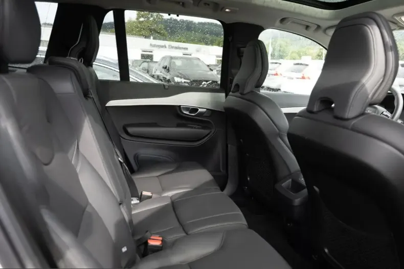 Volvo XC90 din 2024 cu 38.666 km - oferta VOL243303 - foto 27