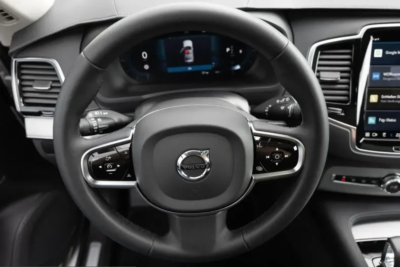 Volvo XC90 din 2024 cu 38.666 km - oferta VOL243303 - foto 30