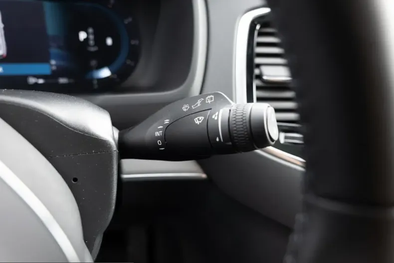 Volvo XC90 din 2024 cu 38.666 km - oferta VOL243303 - foto 41