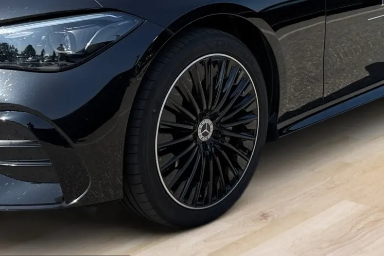 Mercedes-Benz CLE 300 (Clasa CLE) din 2025 cu 44.526 km - oferta MER243304 - foto 5
