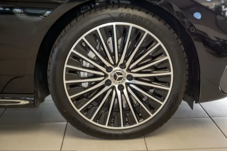 Mercedes-Benz CLE 450 (Clasa CLE) din 2024 cu 44.444 km - oferta MER243306 - foto 5