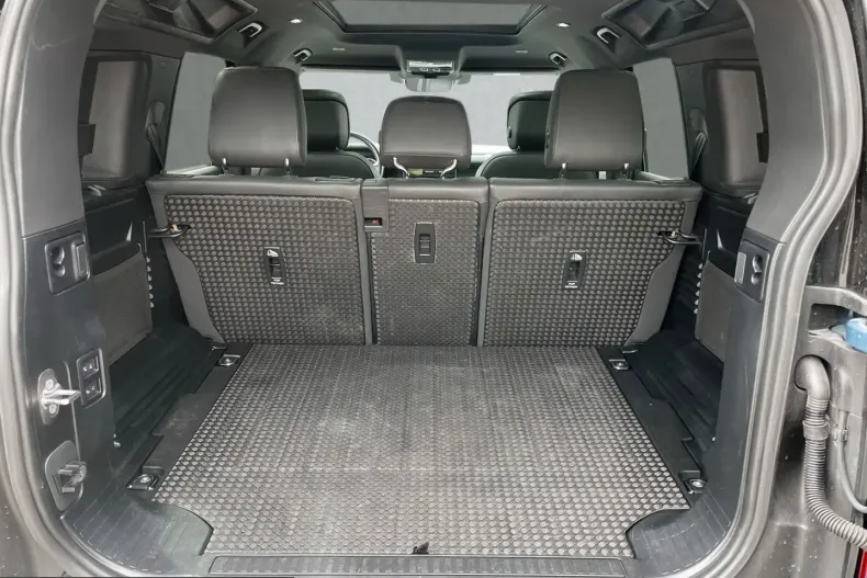 Land Rover Defender din 2023 cu 96.643 km - oferta LAN243308 - foto 15
