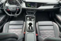 Audi RS e-tron GT din 2024 cu 18.843 km - oferta AUD243310 - foto 8