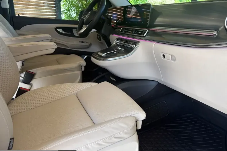 Mercedes-Benz V 300 (Clasa V) din 2025 cu 44.000 km - oferta MER243314 - foto 5