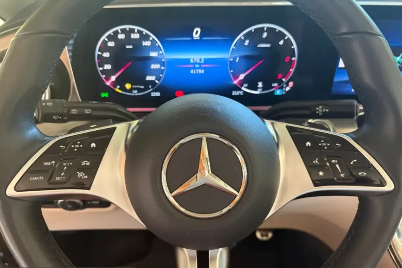 Mercedes-Benz V 300 (Clasa V) din 2025 cu 44.000 km - oferta MER243314 - foto 15