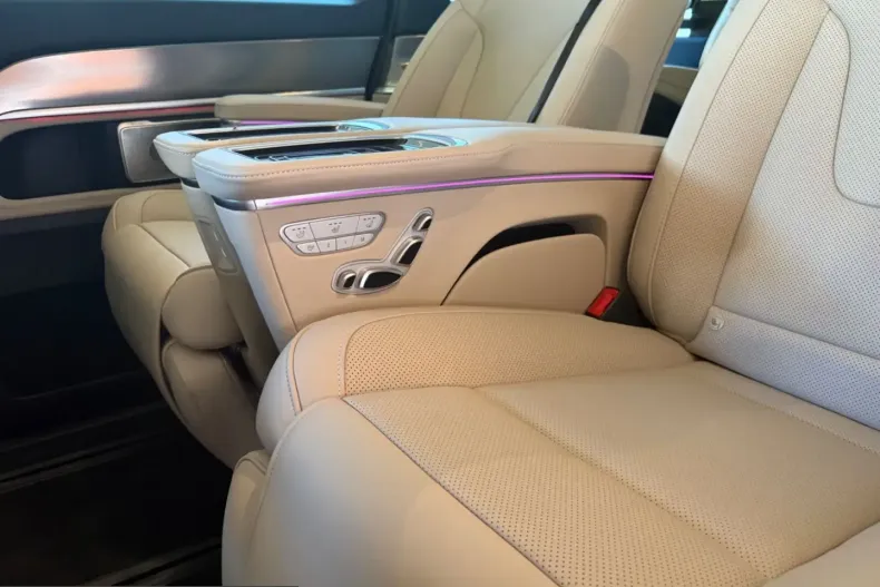 Mercedes-Benz V 300 (Clasa V) din 2025 cu 44.000 km - oferta MER243314 - foto 21