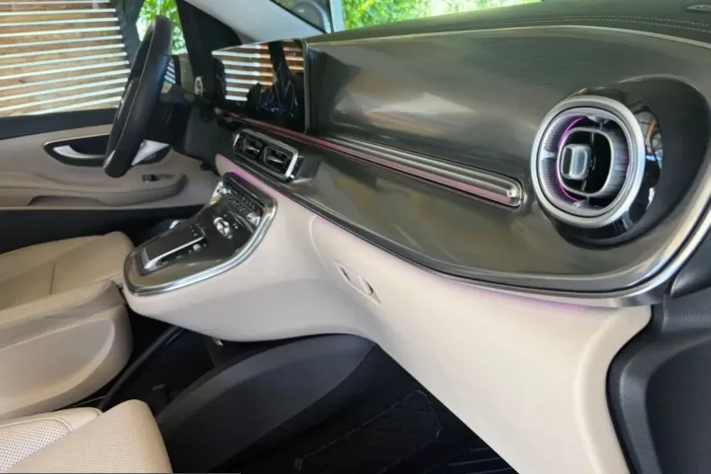 Mercedes-Benz V 300 (Clasa V) din 2025 cu 44.000 km - oferta MER243314 - foto 29