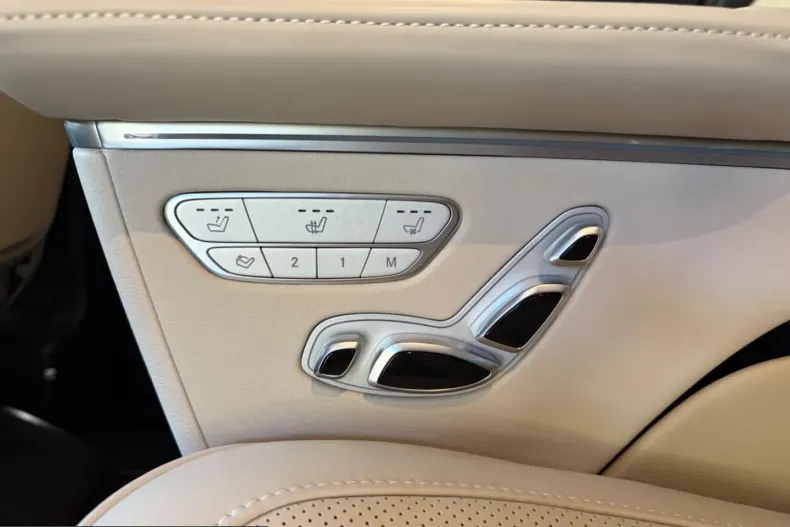Mercedes-Benz V 300 (Clasa V) din 2025 cu 44.000 km - oferta MER243314 - foto 35